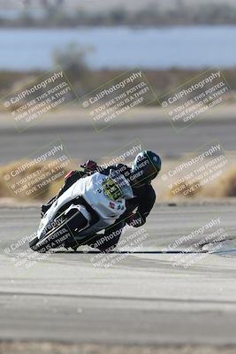media/Dec-05-2025-CVMA Friday Practice (Fri) [[303bad9a84]]/4-Racer 4-Trackday 1/Session 2 (Turn 14)/